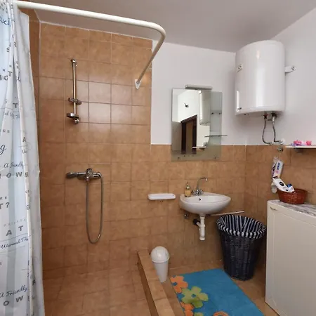 Sendy Holiday Vakantiehuis Ražanac