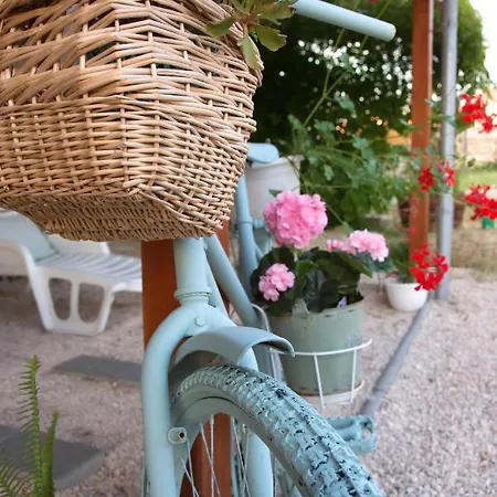 Sendy Holiday Holiday home *